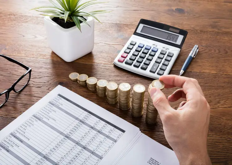 https://ognikubani.ru/wp-content/uploads/2020/07/finances-coins-calculator-glasses