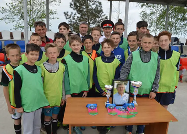 http://www.ognikuban.tw1.ru/wp-content/uploads/2016/05/DSC_0615fedfed111