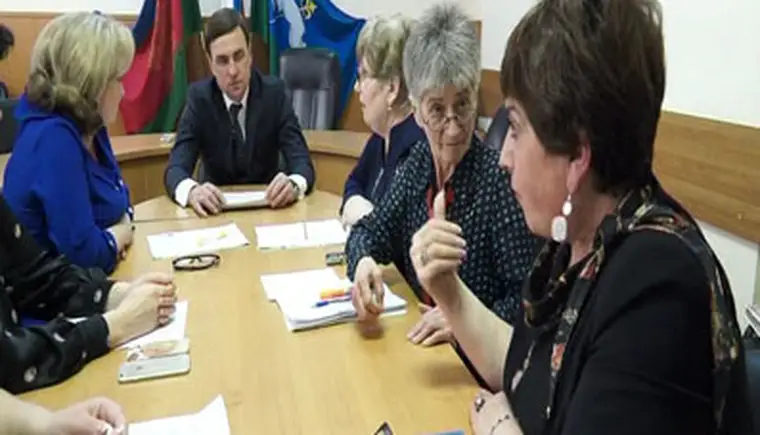 http://www.ognikuban.tw1.ru/wp-content/uploads/2016/05/8_04_STOL_ADMIN.mpg_snapshot_16.54_2016.04.20_16.49.36