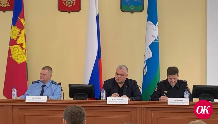 Устранение последствий непогоды в зимний период обсудили на заседании комиссии по безопасности дорожного движения