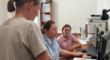 В Кавказском районе сотрудники полиции и общественники провели мастер-класс по созданию личного кабинета на Едином портале
