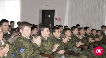 Для кадетов Кропоткинского корпуса ветераны боевых дей-ствий спели песни