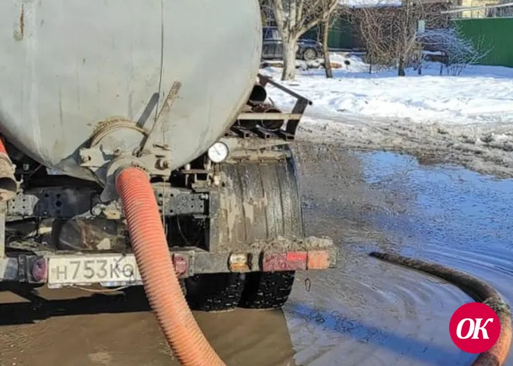 Коммунальные службы города продолжают работать в усиленном режиме