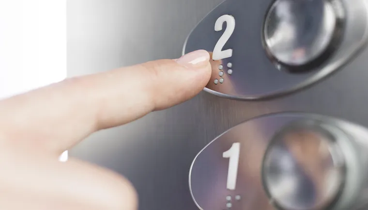 https://ognikubani.ru/wp-content/uploads/2023/01/hand-touching-elevator-braille-figure
