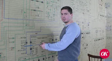 В смене только трое