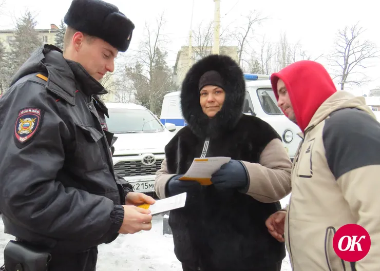 В Кавказском районе сотрудники патрульно-постовой службы полиции провели профилактическую акцию «Осторожно! Мошенники!»
