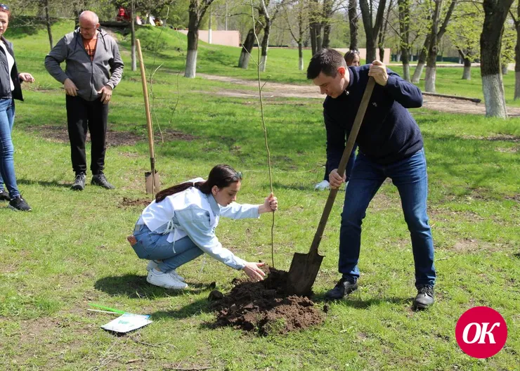В период акции «Сад памяти» в Кавказском районе высажено свыше тысячи деревьев