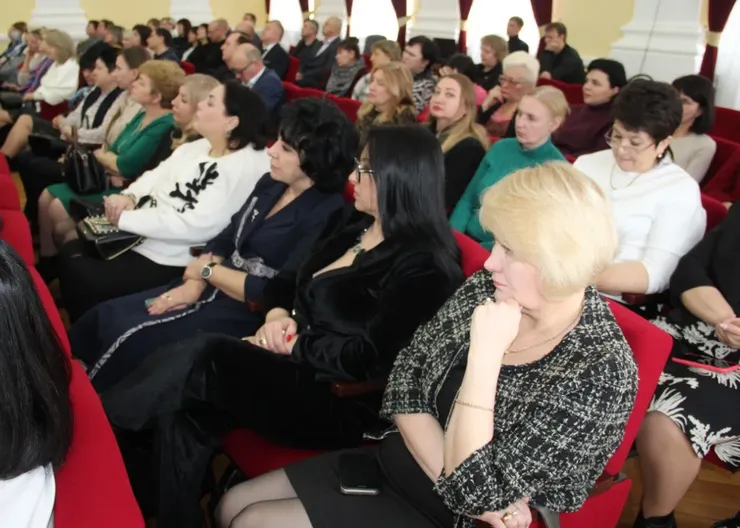 photo_5348250516188163360_y