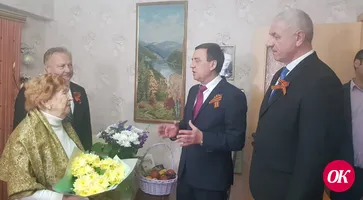 Глава Кавказского района поздравил участницу Великой Отечественной войны с наступающим Днем Победы