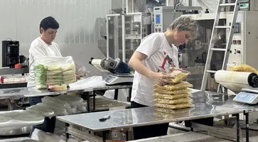 photo_5289564808908836984_y