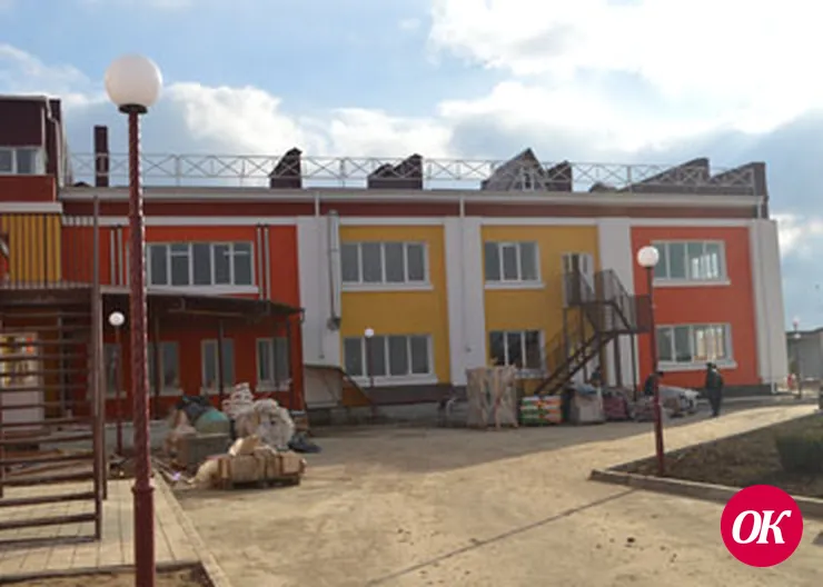Сельские дети ждут