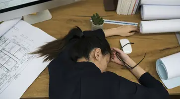 https://ognikubani.ru/wp-content/uploads/2022/12/businesswoman-stressed-tired_1