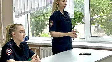 Маша и Катя