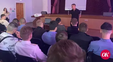 Полицейские пришли к студентам с профилактической лекцией