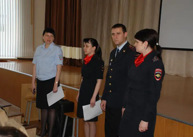 http://www.ognikuban.tw1.ru/wp-content/uploads/2015/05/DSC_0069eer
