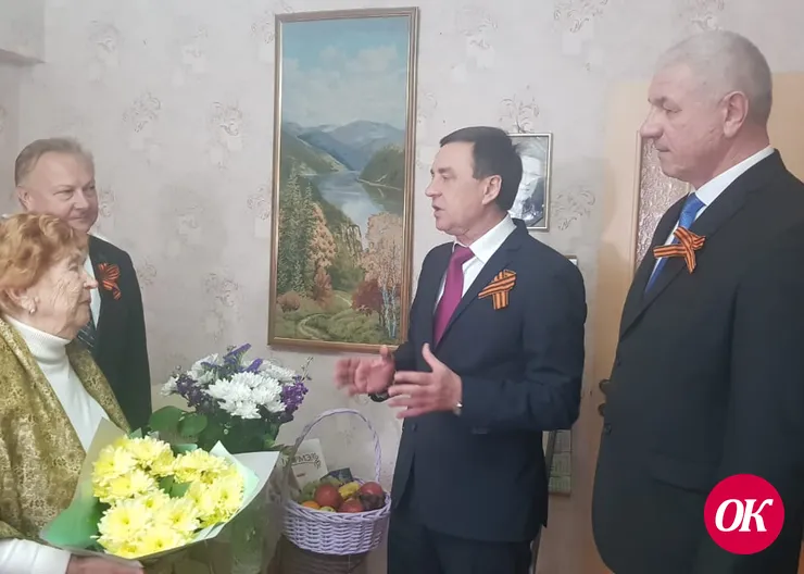 Глава Кавказского района поздравил участницу Великой Отечественной войны с наступающим Днем Победы
