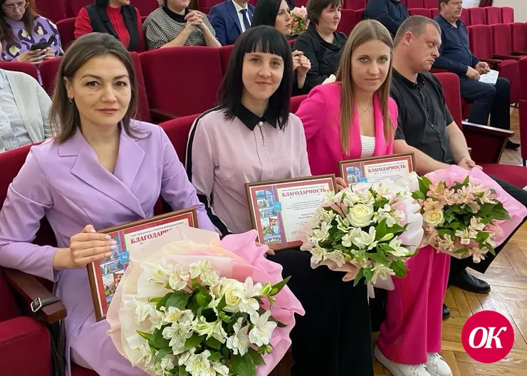 Журналиста Галину Мигунову наградил глава Кавказского района