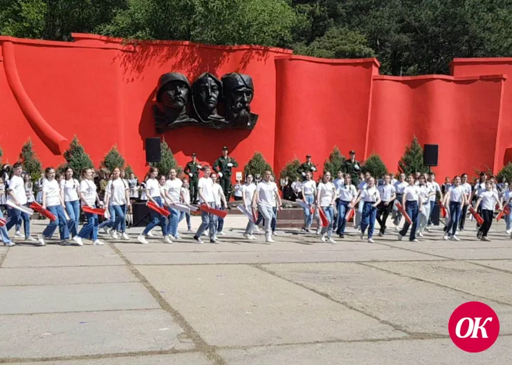 День Победы в Кропоткине отметили красочной патриотической акцией и парадом