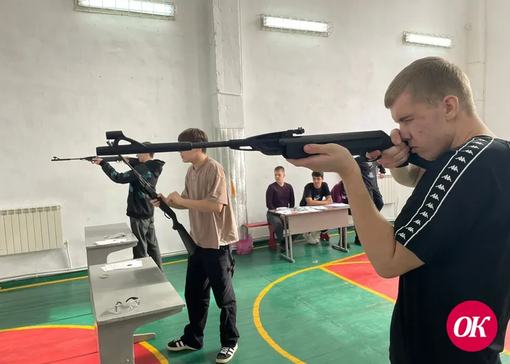 Учились Родину защищать