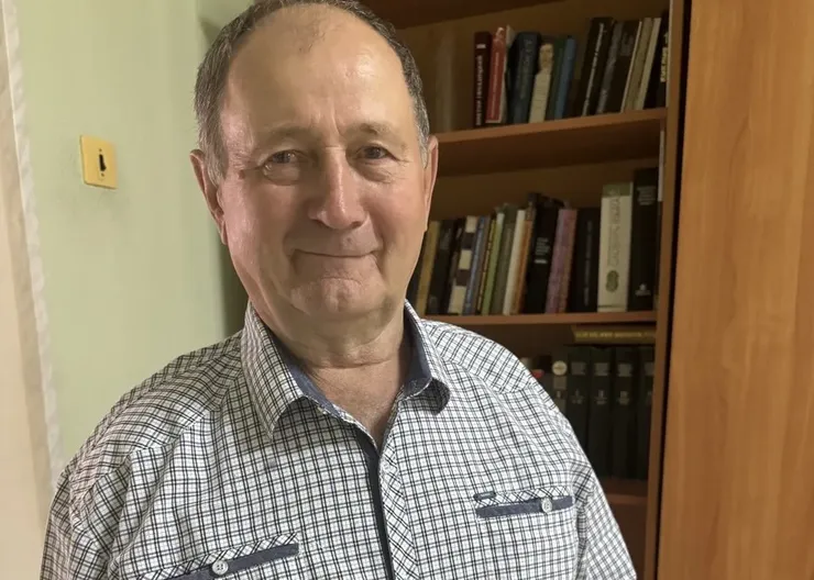 photo_5409181799877310437_y