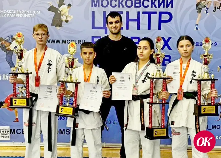 15 медалей привезли борцы района с состязаний
