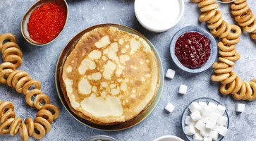 https://ognikubani.ru/wp-content/uploads/2023/02/shrovetide-maslenitsa-festival-meal