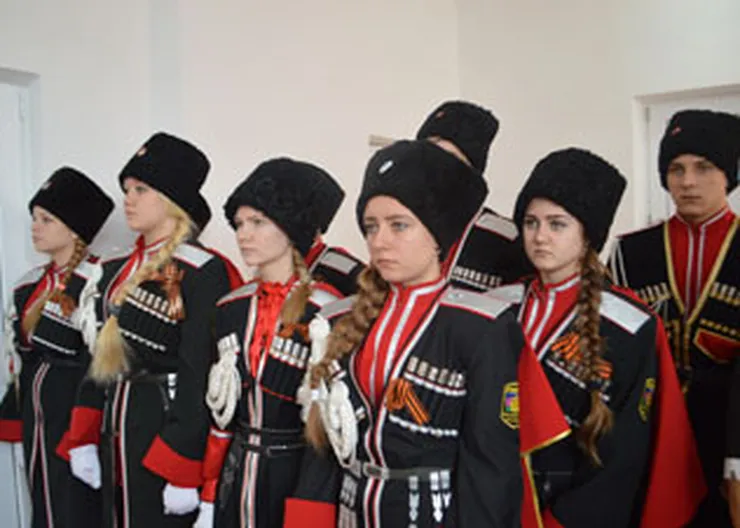 http://www.ognikuban.tw1.ru/wp-content/uploads/2016/12/DSC_0106kazachki