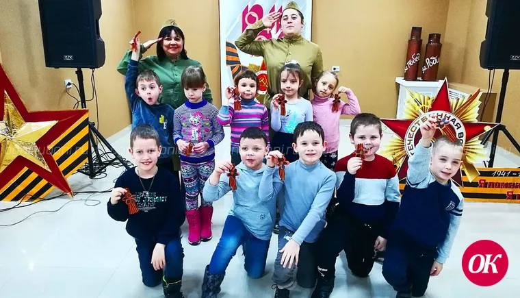 Воспитанники детского сада Кропоткина изготовили георгиевские ленты