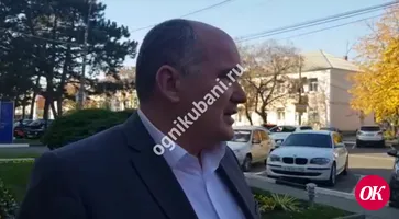 Заместитель министра образования, науки и молодёжной политики Краснодарского края Андрей Цветков посетил Кропоткин и прокомментировал ситуацию с массовой госпитализацией школьников