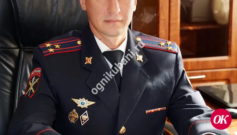 Сердечно поздравляю вас с нашим главным профессиональным праздником — Днем сотрудника органов внутренних дел