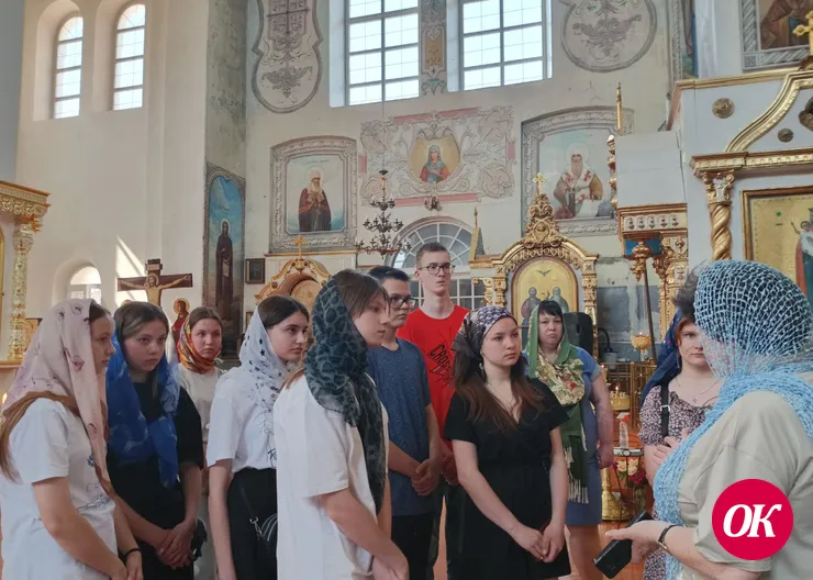 Покровский собор г.Кропоткина посетили члены молодежного центра «Светофор»