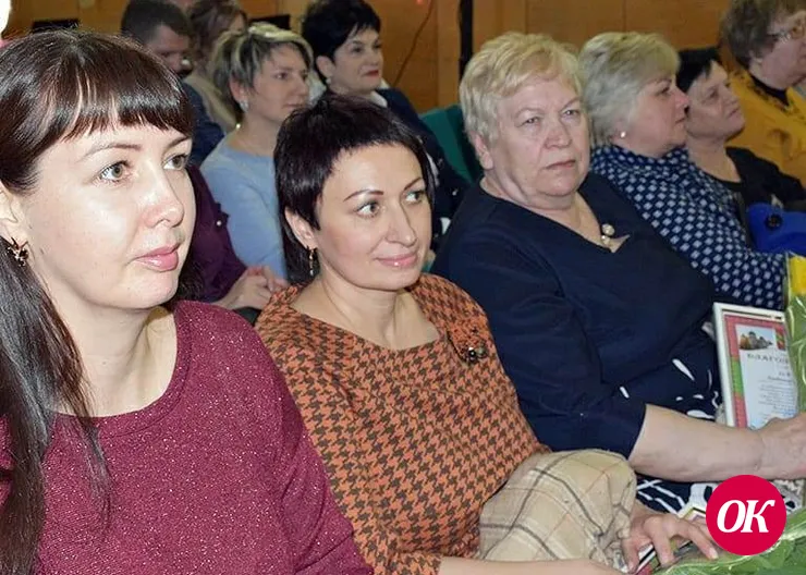 В третье воскресенье марта свой профессиональный праздник отмечают люди, чья работа связана со сферой обслуживания и жилищно-коммунального хозяйства