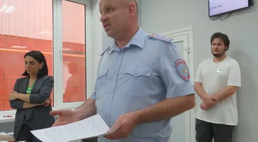 В Кавказском районе сотрудники полиции провели инструктаж работников банковского учреждения