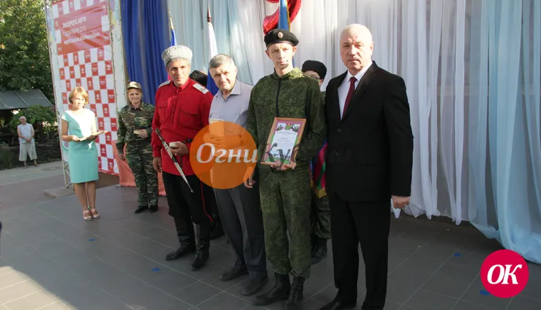 Воспитанники первого взвода расстались с детским военно-патриотическим клубом «Патриот»