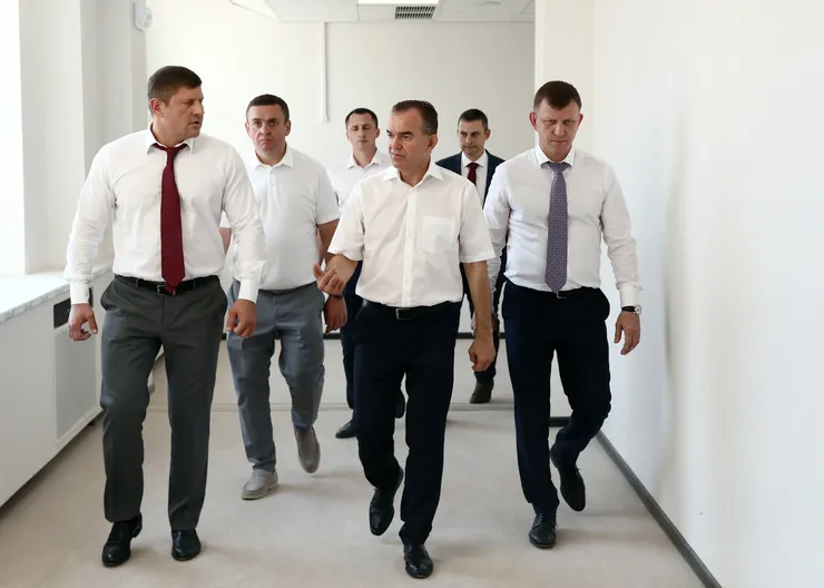 https://ognikubani.ru/wp-content/uploads/2022/07/17-полоса-школа_1