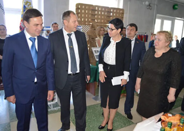 http://www.ognikuban.tw1.ru/wp-content/uploads/2017/05/DSC_1338cewsew