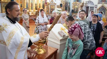 Сегодня протоиерей Сергий Кичиков совершил в Покровском соборе молебен об учащихся