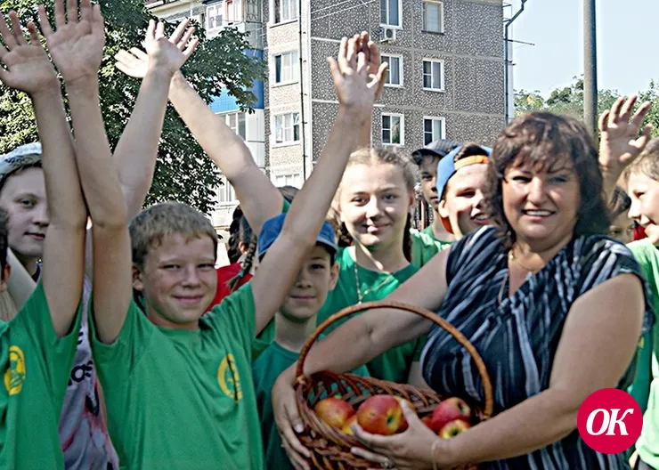 Зарядка со стражем порядка