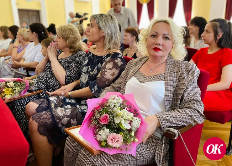 Лучших медицинских работников в честь профессионального праздника наградили в администрации Кавказского района