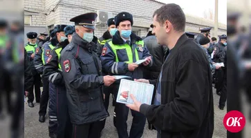 В Кавказском районе полицейские и общественники проводят мероприятия по профилактике имущественных преступлений с использованием IT-технологий