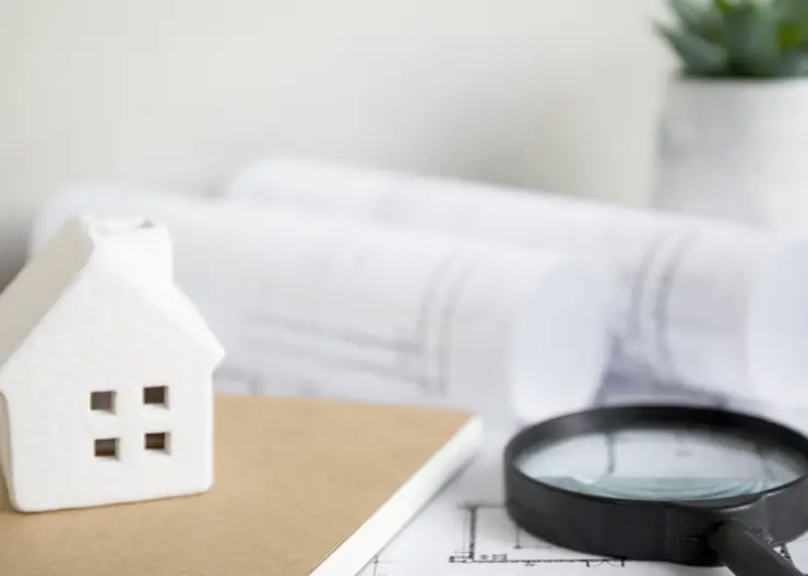 https://ognikubani.ru/wp-content/uploads/2023/01/house-and-notebook-near-magnifying-glass-and-drafts_1