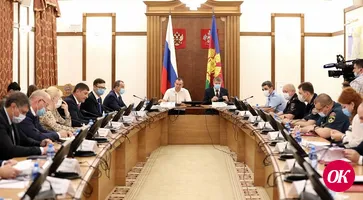 Вениамин Кондратьев поручил завершить подготовку школ к учебному году к 20 августа