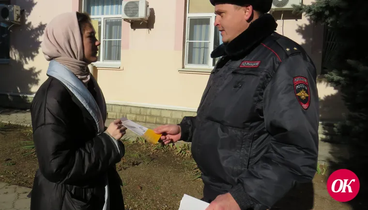 В Кавказском районе полицейские провели профилактическую акцию «Осторожно: кибермошенники!»