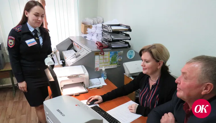 Полицейские и общественники провели мастер-класс в рамках акции по популяризации государственных услуг