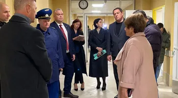 photo_5352766300637751085_y