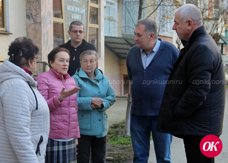 В многоэтажных домах Кропоткина идет замена старых лифтов