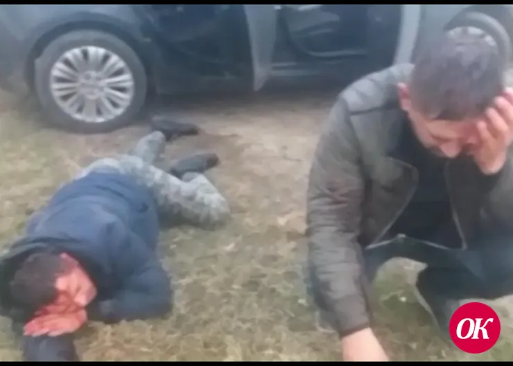 В Кропоткине ссора из-за девушки между двумя молодыми людьми вылилась в массовую драку в стиле 90-х