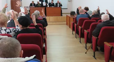 ОТЧЕТ голосуют