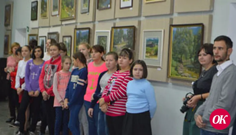 В ДХШ г.Кропоткина открылся вернисаж преподавательских работ