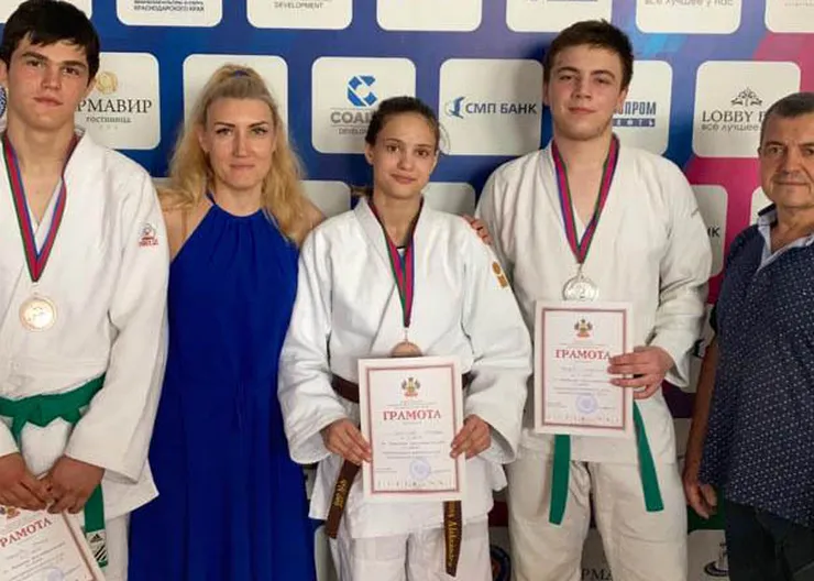https://ognikubani.ru/wp-content/uploads/2022/06/WhatsApp-Image-2022-06-10-at-15.08.12_1